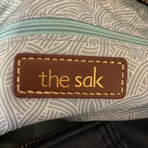 The Sak Leather Shoulder Bag - Picture 3 of 15